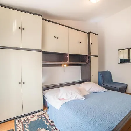 Gostinjska kuća Pokrajac 3*